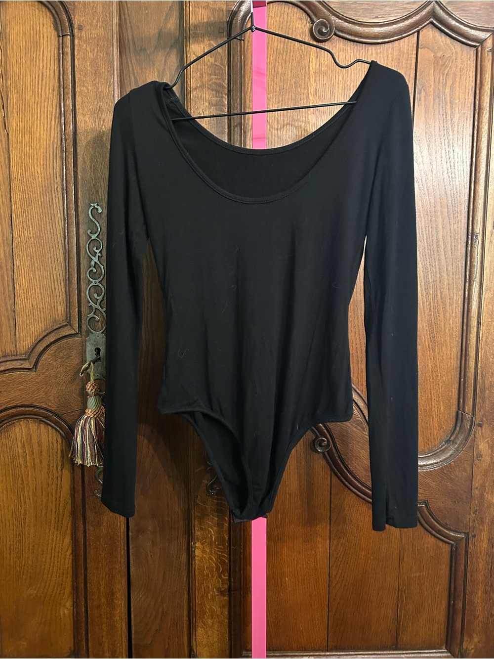 Women’s Black Long-Sleeve Scoop Neck Bodysuit